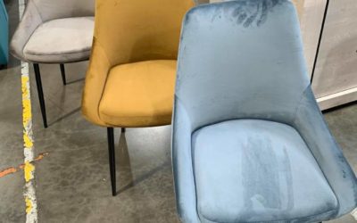 CHAISE « MIRANO » EN VELOUR BLEU,ROSE,GRIS OU OR