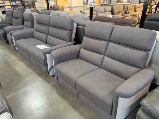 “CANAPE 2 PLACES ELECTRIQUES PAULETTE” A 799€ AU LIEU DE 999€
